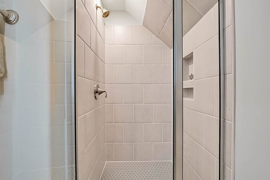 Jonesport, Bonus Bathroom Jonesport, Bonus Bathroom