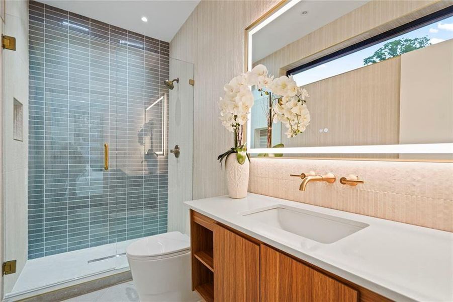 Furnished interior view inside a new home in , Atlanta (Image 15).