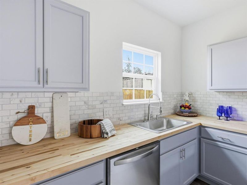 Furnished interior view inside a new home in , Fort Worth (Image 10).