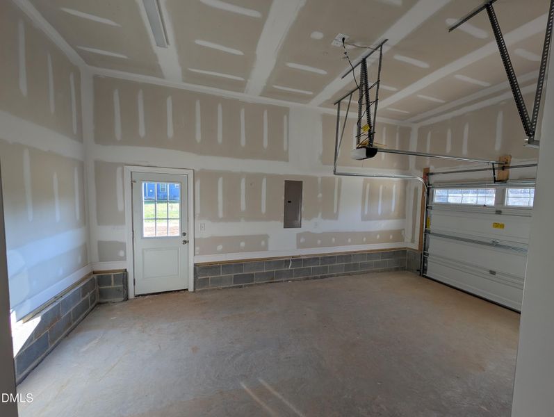 PXL_20251120_142722230 PXL_20251120_142722230