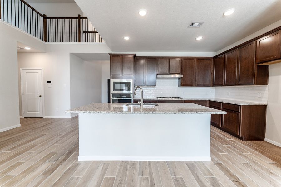 Furnished interior view inside a new home in Canterra Creek, Rosharon (Image 3).