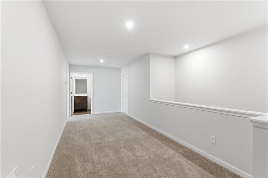 Spacious, unfurnished interior of a new home in Silver Leaf, Dawsonville (Image 16).