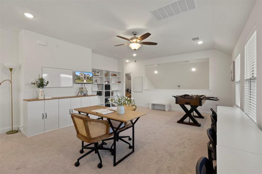 Furnished interior view inside a new home in Mustang Lakes 74', Celina (Image 29).