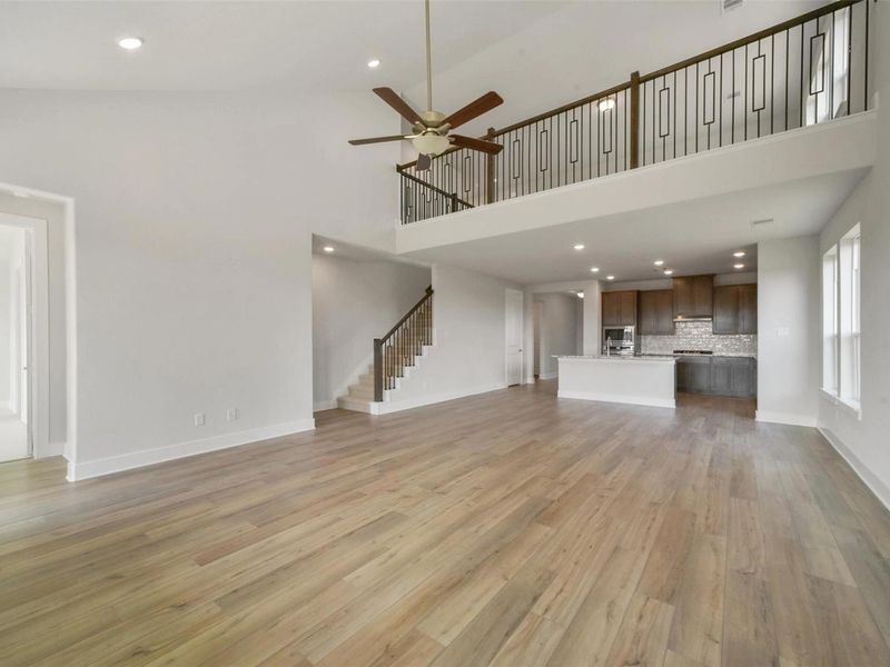 Spacious, unfurnished interior of a new home in Lago Mar, Texas City (Image 20). Spacious, unfurnished interior of a new home in Lago Mar, Texas City (Image 20).