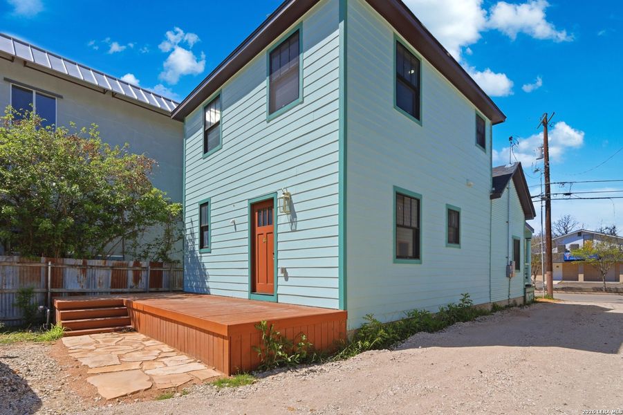 Exterior details and patio area of a home in , San Antonio (Image 29).