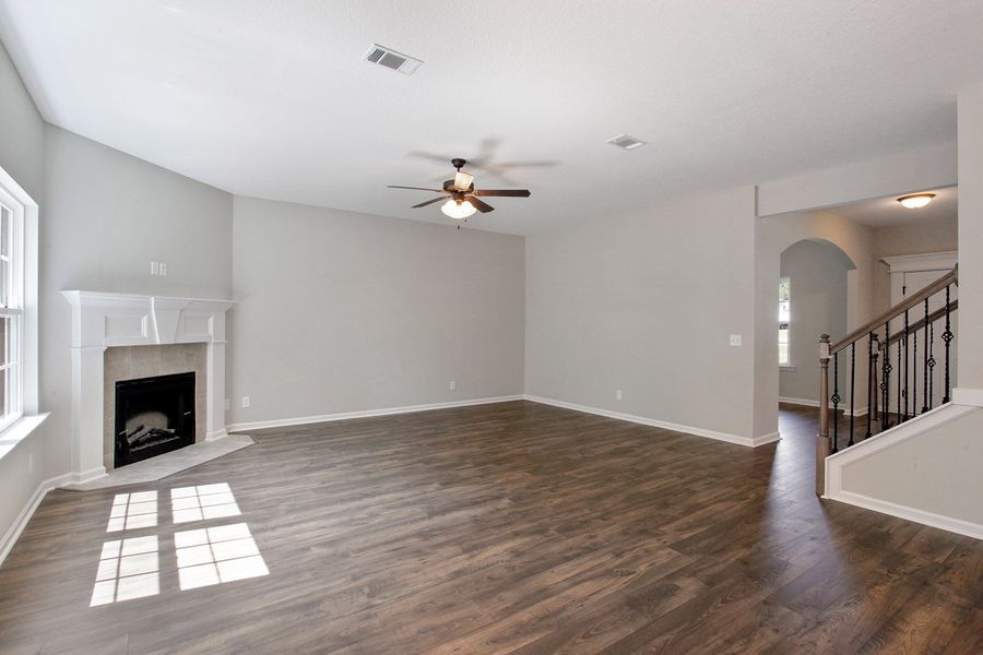 Representative unfurnished interior of a home built from the The Arcadia by RTS Homes in Doctor's Creek, Ludowici (Image 17).