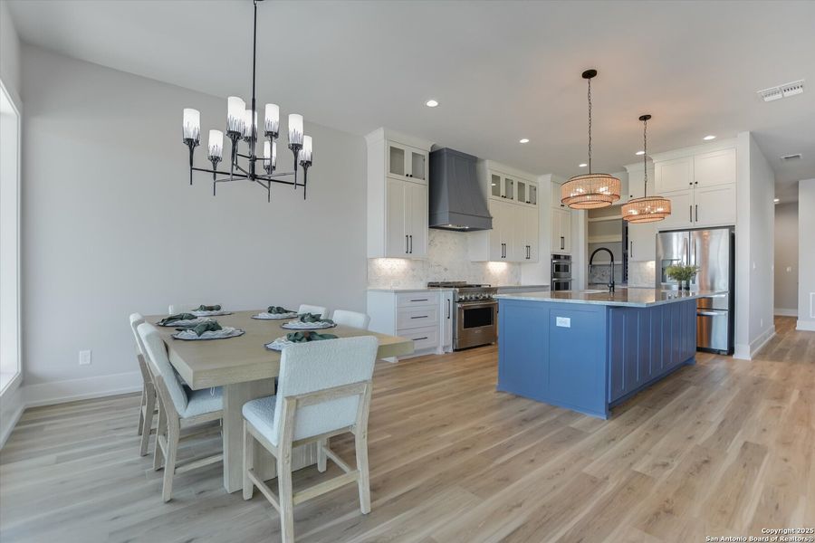 Furnished interior view inside a new home in , Kingsland (Image 31).