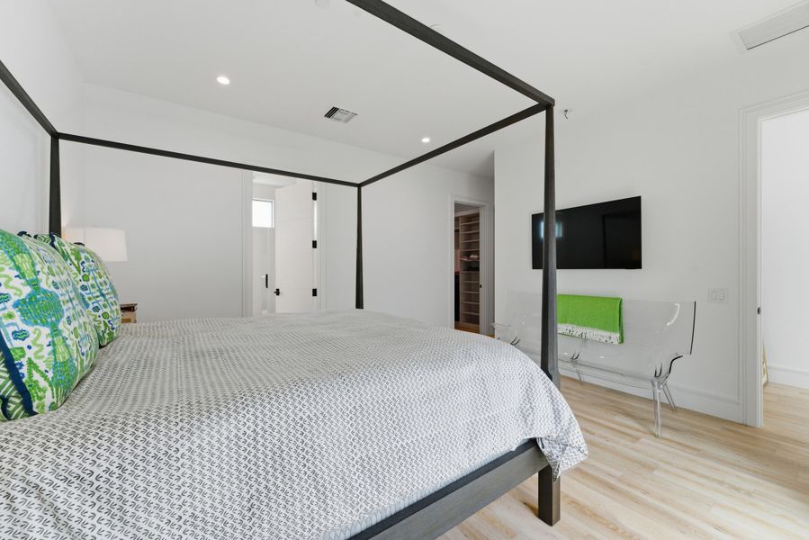 9 Dock St West Palm Beach FL 28