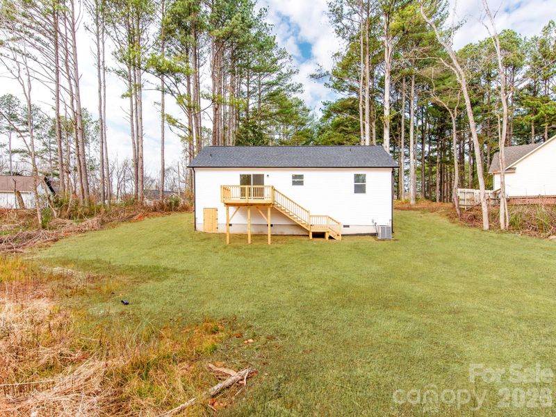 Exterior details and patio area of a home in , Monroe (Image 3).