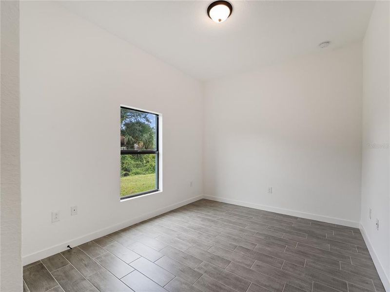 Spacious, unfurnished interior of a new home in , North Port (Image 33).