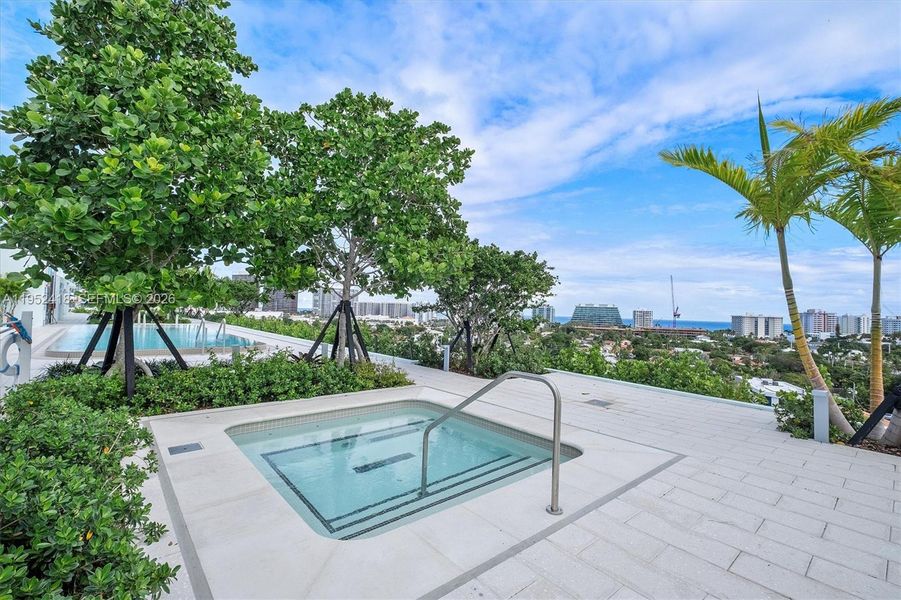 Community amenities in , Bay Harbor Islands (Image 50). Community amenities in , Bay Harbor Islands (Image 50).