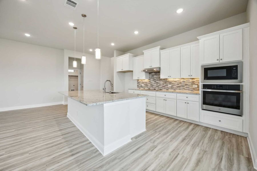 Furnished interior view inside a new home in Summer Crest, Fort Worth (Image 11). Furnished interior view inside a new home in Summer Crest, Fort Worth (Image 11).