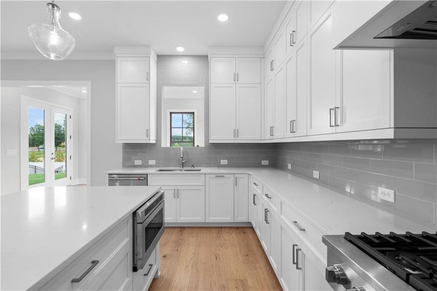 Furnished interior view inside a new home in Knollwood, Johns Creek (Image 13).