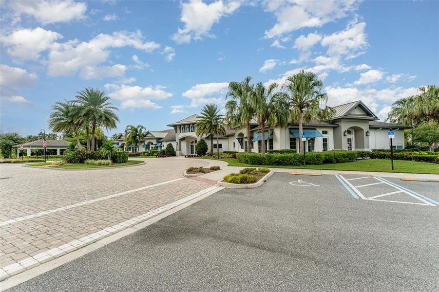 Front exterior of a new home in , Kissimmee, FL, highlighting curb appeal (Image 21).