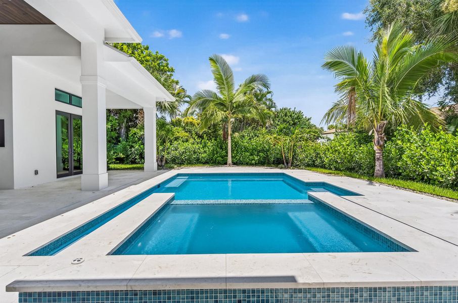 Image 33 of a home in .