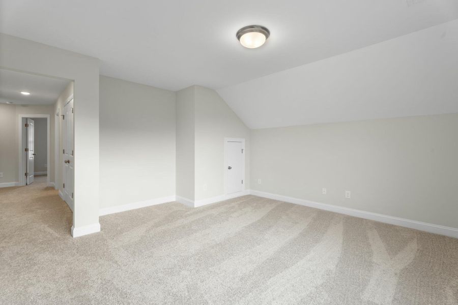 Spacious, unfurnished interior of a new home in Hopewell Garden, Winston-Salem (Image 31).