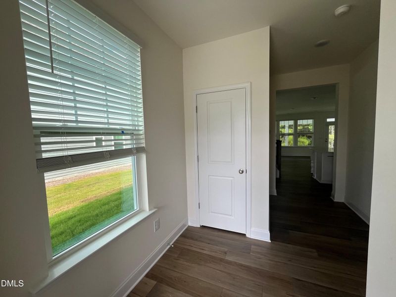 Open Foyer with Blinds