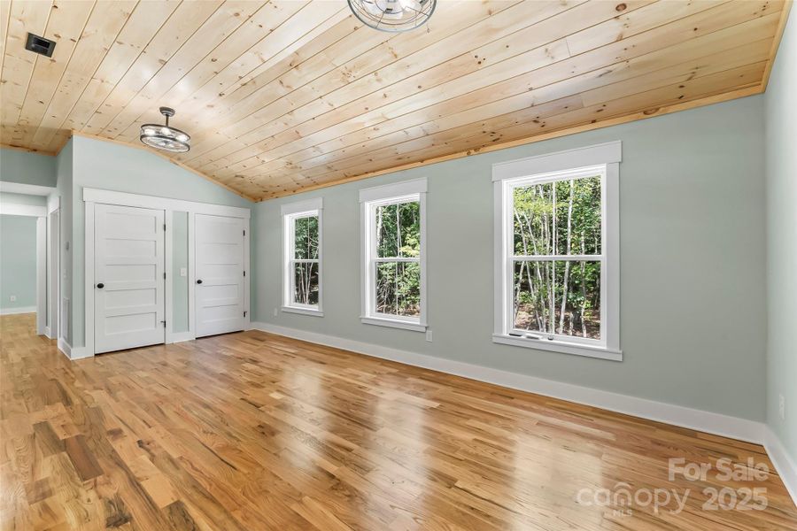 Spacious, unfurnished interior of a new home in , Morganton (Image 29).