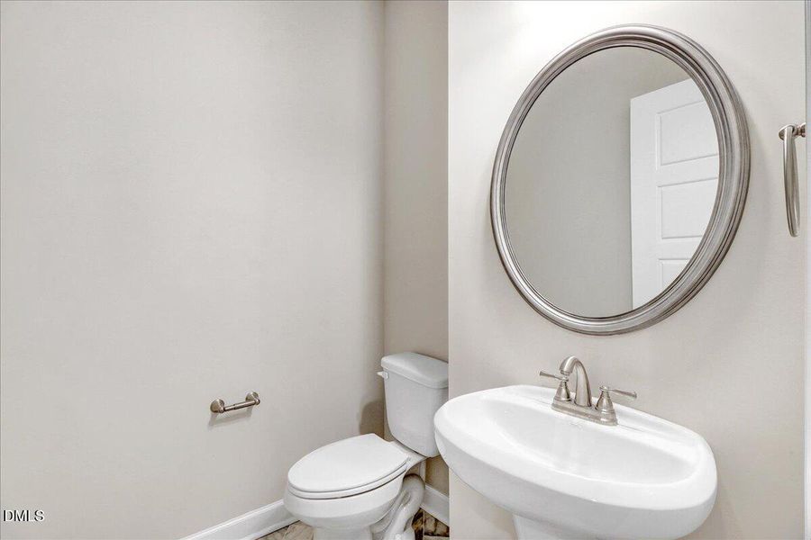 32-101 Baileys Pl-32