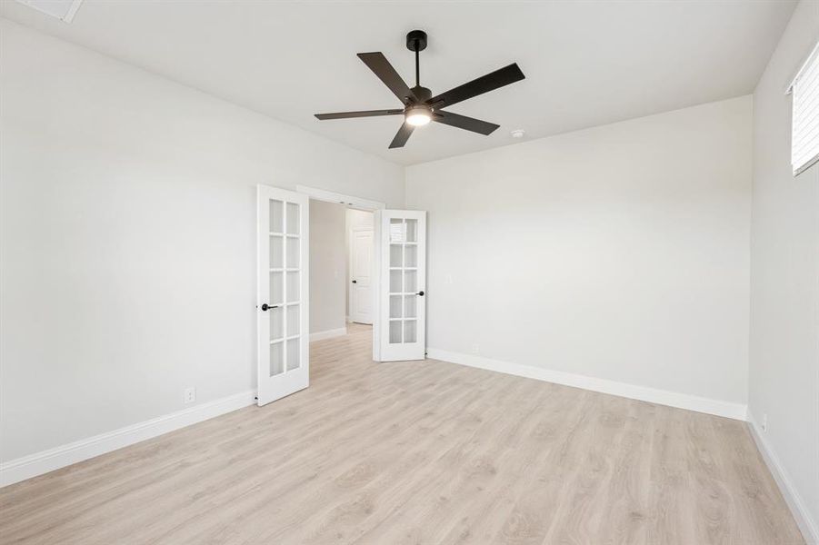 Spacious, unfurnished interior of a new home in Ridge Ranch Classic 60, Mesquite (Image 37).