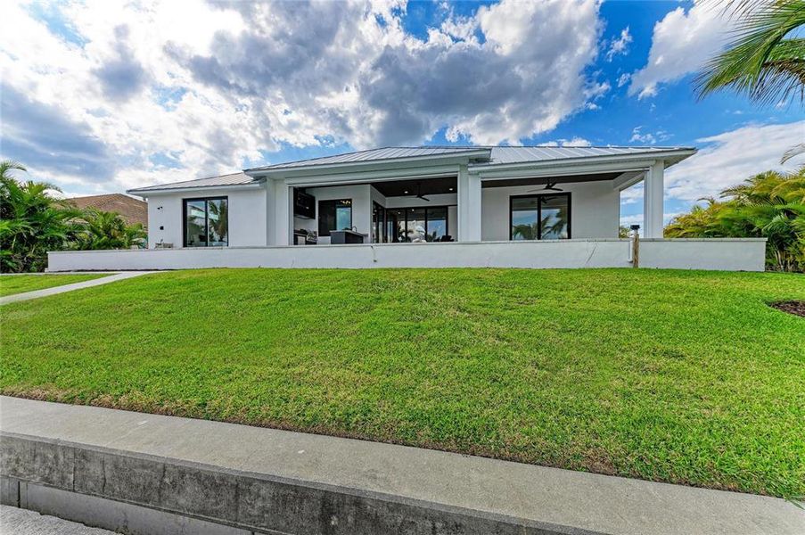 Exterior details and patio area of a home in , Punta Gorda (Image 4). Exterior details and patio area of a home in , Punta Gorda (Image 4).