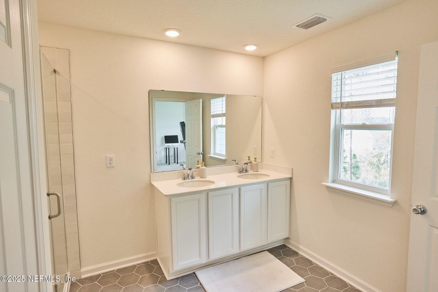 Furnished interior view inside a new home in , Jacksonville (Image 26).