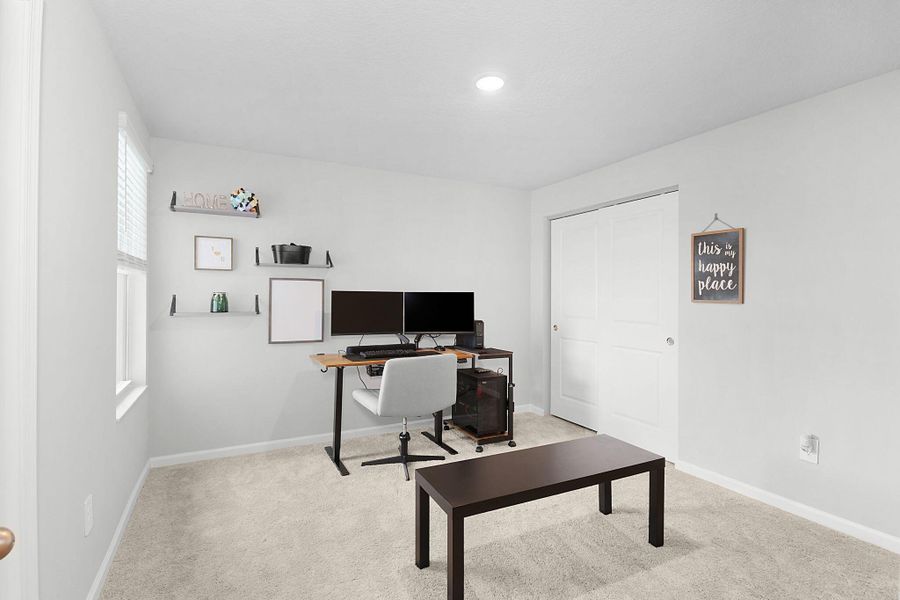 Furnished interior view inside a new home in Edgewater Pointe, Stuart (Image 12).
