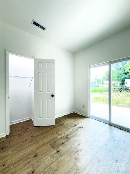 Spacious, unfurnished interior of a new home in , Rock Hill (Image 24).