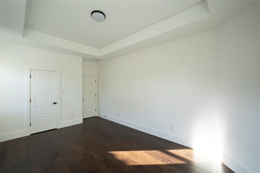 Spacious, unfurnished interior of a new home in , Frisco (Image 26).