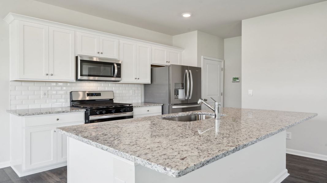 Furnished interior view inside a new home in Tooley Harbor, Elizabeth City (Image 5).