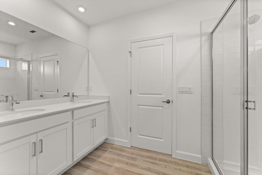 Furnished interior view inside a new home in Tradition - Cadence, Port St. Lucie (Image 7).