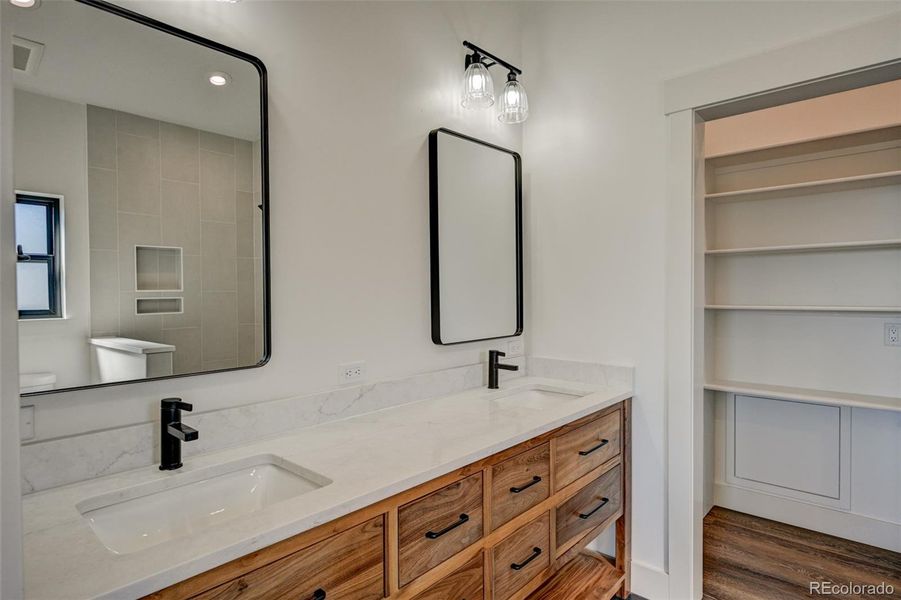 Furnished interior view inside a new home in , Buena Vista (Image 14).