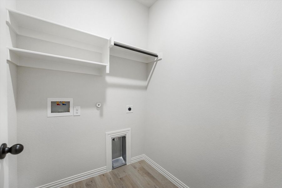 Spacious, unfurnished interior of a new home in Morningstar, Aledo (Image 39).