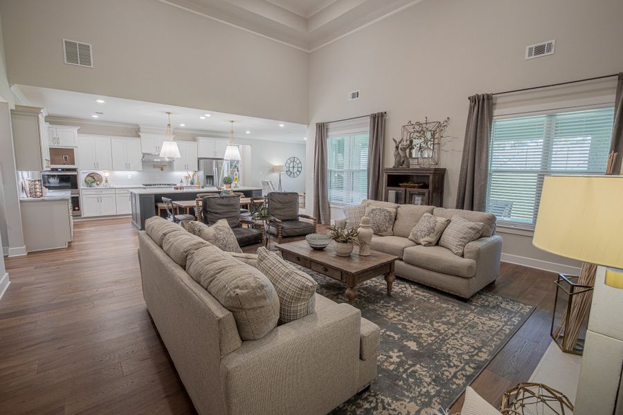 Representative furnished interior of a home built from the Huntington by Grant & Co in White Oak, Arlington (Image 55).