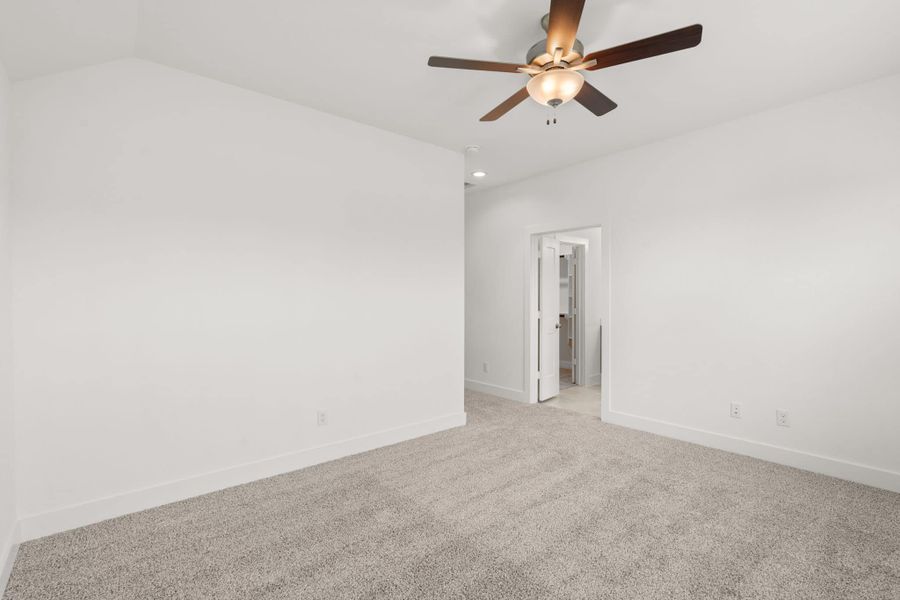 Spacious, unfurnished interior of a new home in Meridiana, Manvel (Image 8). Spacious, unfurnished interior of a new home in Meridiana, Manvel (Image 8).