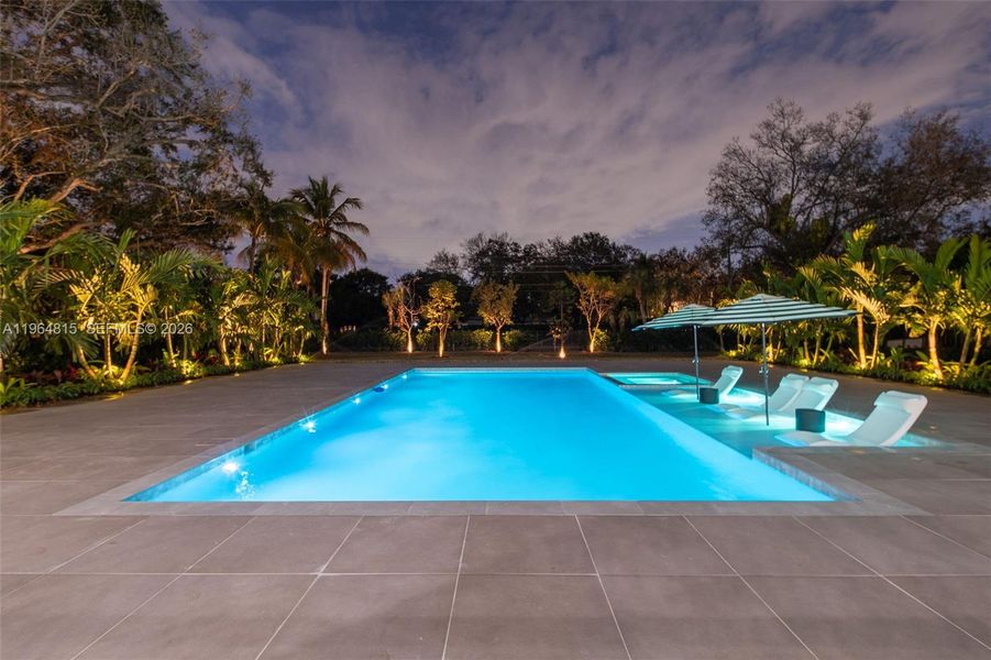 Community amenities in , Miami (Image 53). Community amenities in , Miami (Image 53).