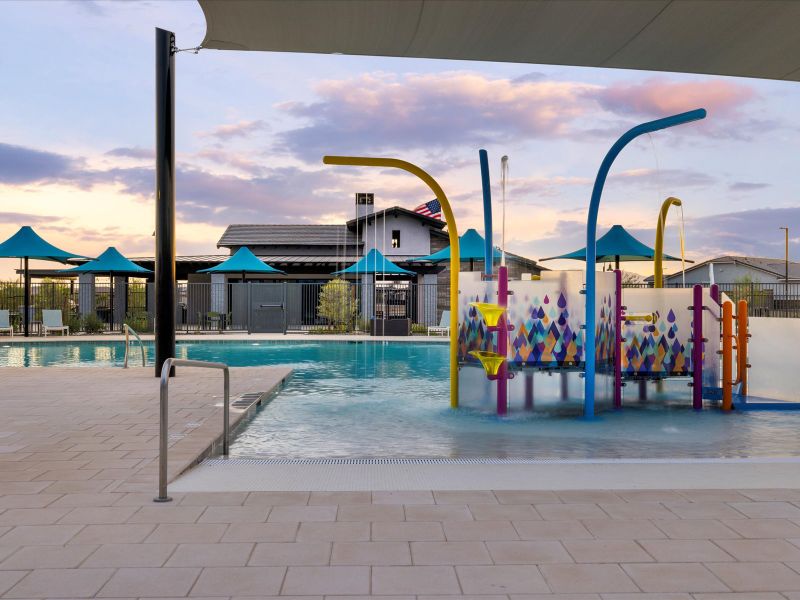Community amenities in Paloma Creek - Estate Series, Surprise (Image 16).