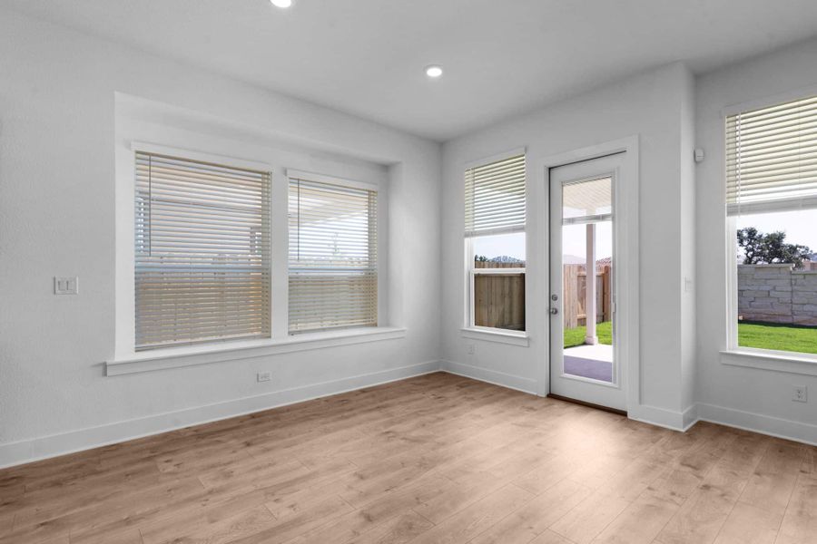 Spacious, unfurnished interior of a new home in Parkside on the River, Georgetown (Image 39). Spacious, unfurnished interior of a new home in Parkside on the River, Georgetown (Image 39).