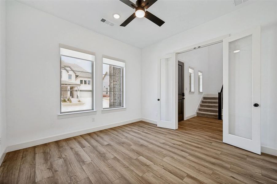 Spacious, unfurnished interior of a new home in , Frisco (Image 37).