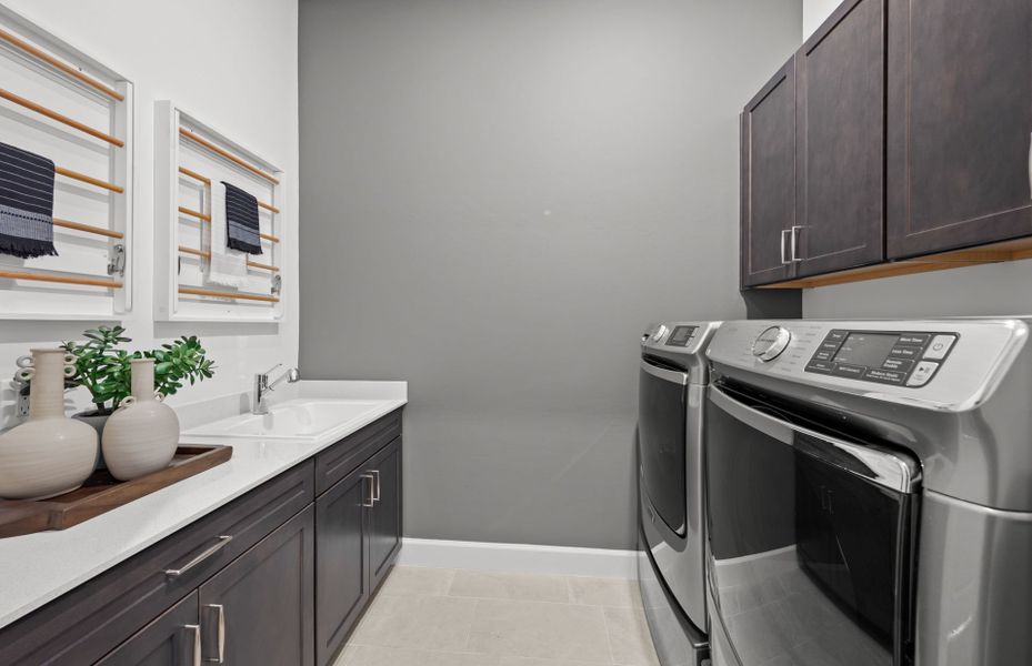 Representative furnished interior of a home built from the Stellar by Del Webb in Del Webb Catalina, Lakewood Ranch (Image 64). Representative furnished interior of a home built from the Stellar by Del Webb in Del Webb Catalina, Lakewood Ranch (Image 64).