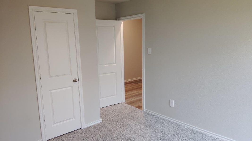 Spacious, unfurnished interior of a new home in Rosewood at Beltmill, Fort Worth (Image 16).