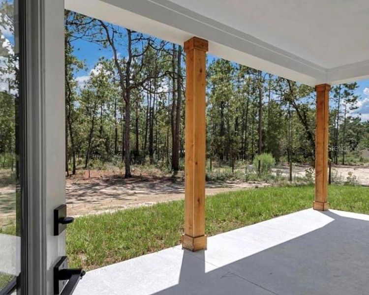 Exterior details and patio area of a home in , Ocala (Image 3).