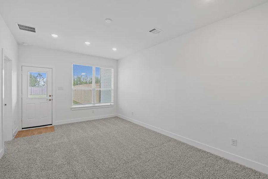Spacious, unfurnished interior of a new home in Bridgeland Chateaus, Cypress (Image 23).