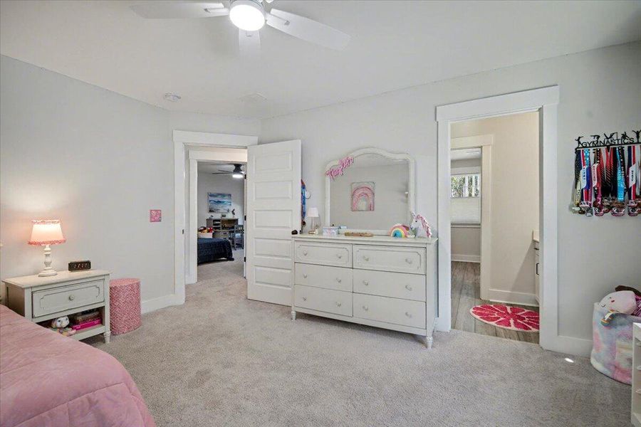 Furnished interior view inside a new home in Hewing Farms, Summerville (Image 35). Furnished interior view inside a new home in Hewing Farms, Summerville (Image 35).