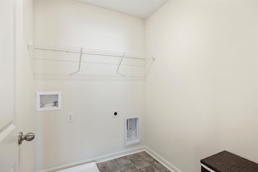 Representative furnished interior of a home built from the Hanover by D.R. Horton in Hillcrest Landing, McDonald (Image 21).