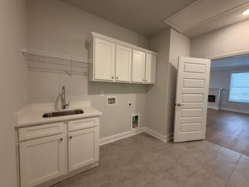 Furnished interior view inside a new home in Cooper's Walk, Loganville (Image 6). Furnished interior view inside a new home in Cooper's Walk, Loganville (Image 6).