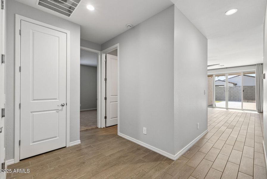 23_11233_E_Upton_Ave73_mls