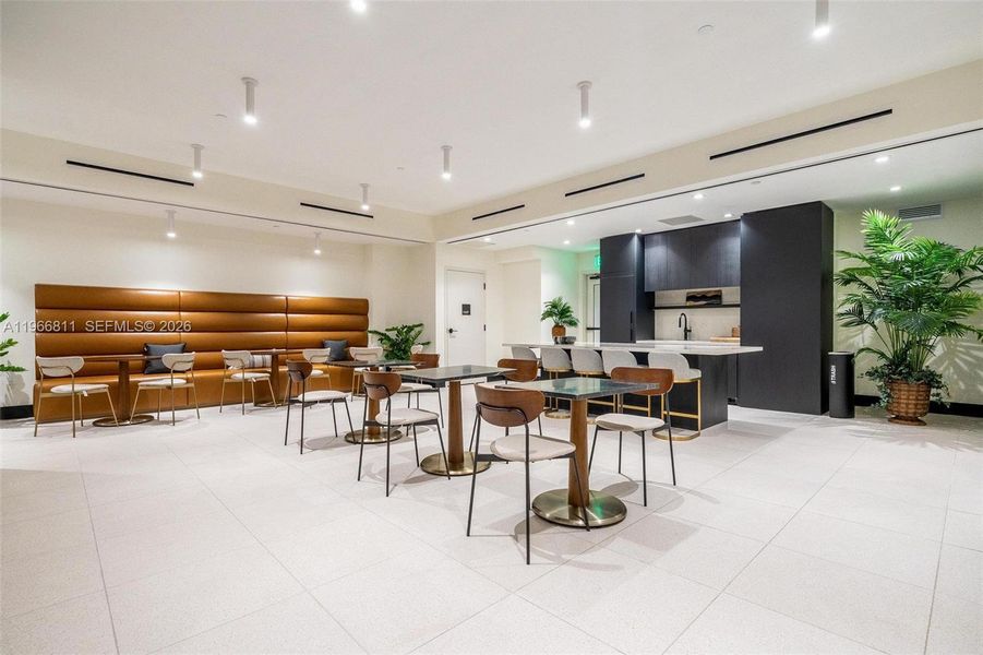 Community amenities in , Miami (Image 58).