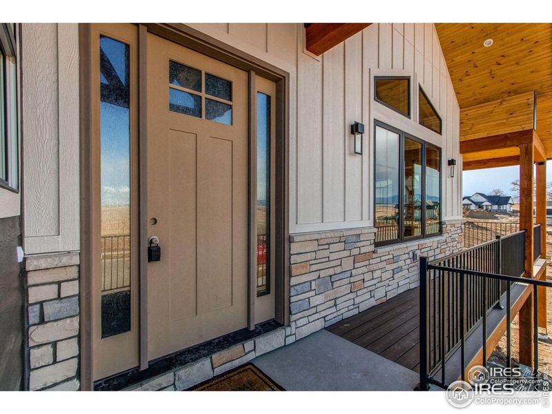 Exterior details and patio area of a home in , Berthoud (Image 2).