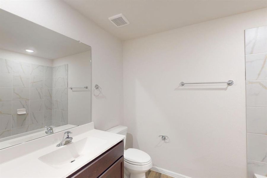 Furnished interior view inside a new home in Elevon, Lavon (Image 8). Furnished interior view inside a new home in Elevon, Lavon (Image 8).